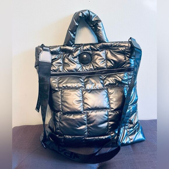 Pajar Handbags - PAJAR Montreal, Canada Silver Metallic Quilted Tote Crossbody Bag! 🔥